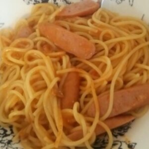 トマトクリームチーズパスタ